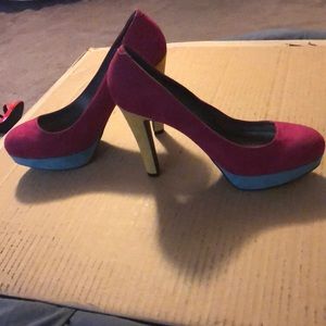 G by Guess Shoes - GUESS women’s size 11 color block heels G by Guess Shoes - GUESS women’s size 11 color block heels